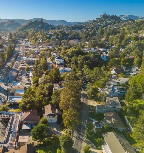 View/Area - 49 E Crescent Dr, San Rafael, CA 94901 photo 8 of 8