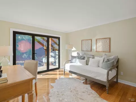 Living - 49 E Crescent Dr, San Rafael, CA 94901 photo 6 of 7