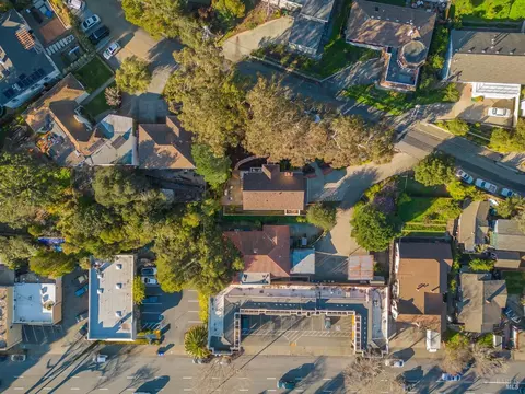 View/Area - 49 E Crescent Dr, San Rafael, CA 94901 photo 3 of 8