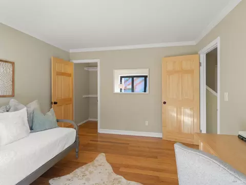 Living - 49 E Crescent Dr, San Rafael, CA 94901 photo 7 of 7