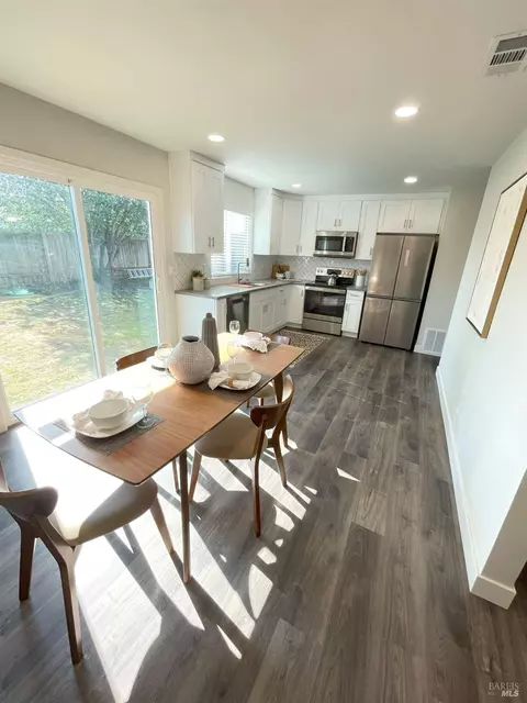 420 Fordham Cir, Vallejo, CA 94589 photo 10