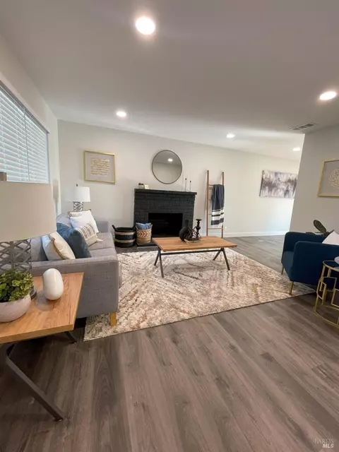420 Fordham Cir, Vallejo, CA 94589 photo 9