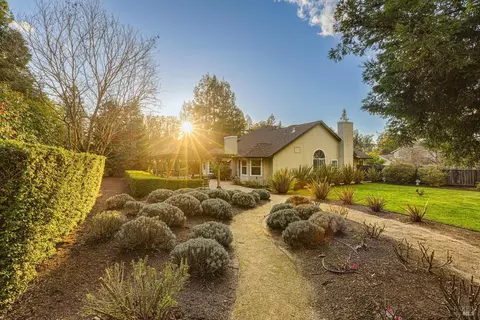 Exterior - 8841 Lund Hill Ln, Cotati, CA 94931 photo 7 of 22