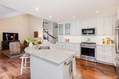 Kitchen - 8841 Lund Hill Ln, Cotati, CA 94931 photo 3 of 4