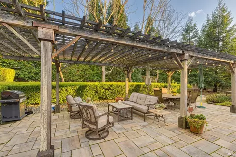 Exterior - 8841 Lund Hill Ln, Cotati, CA 94931 photo 9 of 22