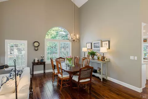 Dining - 8841 Lund Hill Ln, Cotati, CA 94931 photo 3 of 4