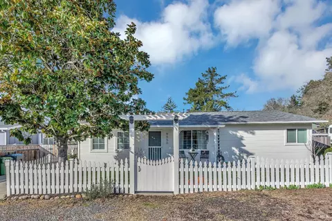 9050 Irving St, Graton, CA 95444