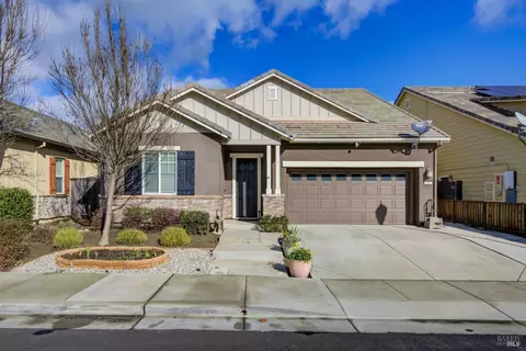 430 Heritage Ln, Dixon, CA 95620