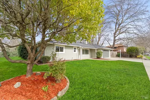 2188 Locust St, Napa, CA 94559