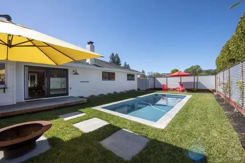 Exterior - 18287 Robin Ave, Sonoma, CA 95476 photo 3 of 14