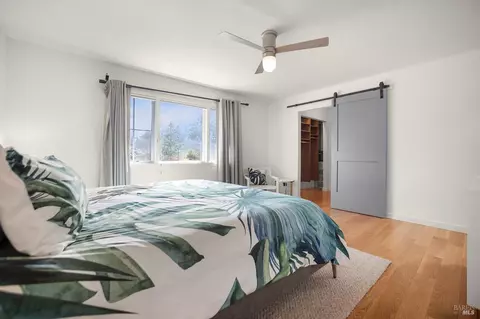Bedroom - 18287 Robin Ave, Sonoma, CA 95476 photo 3 of 8