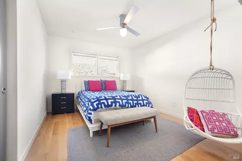Bedroom - 18287 Robin Ave, Sonoma, CA 95476 photo 4 of 8