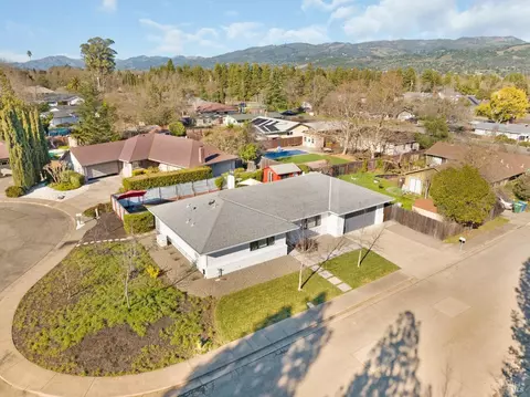 View/Area - 18287 Robin Ave, Sonoma, CA 95476 photo 4 of 8