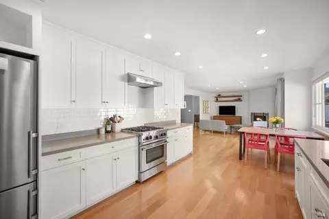 Kitchen - 18287 Robin Ave, Sonoma, CA 95476 photo 1 of 8