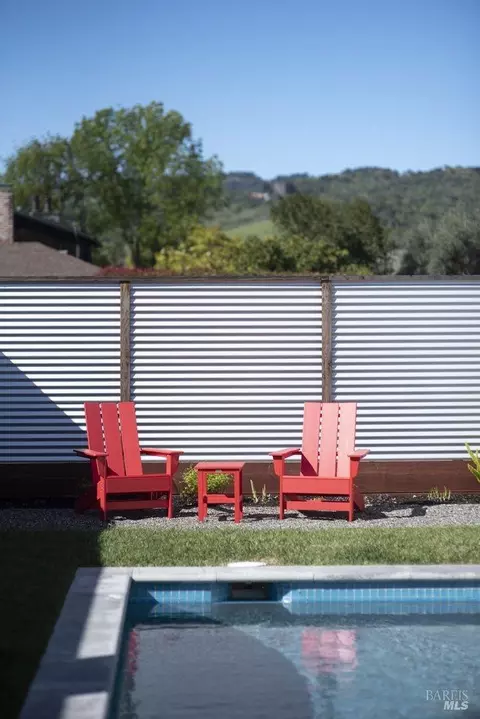 Exterior - 18287 Robin Ave, Sonoma, CA 95476 photo 7 of 14