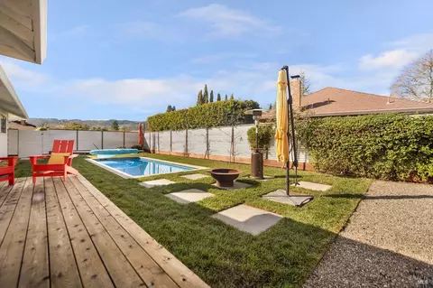 Exterior - 18287 Robin Ave, Sonoma, CA 95476 photo 8 of 14