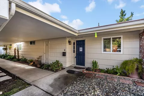 7 Valley Green St, Santa Rosa, CA 95409