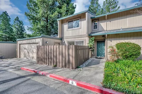 6 Yarrow Ln, Novato, CA 94947