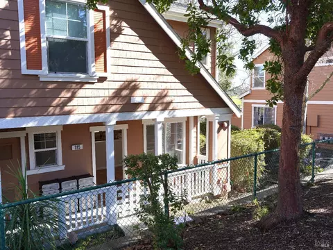 315 Bolling Cir, Novato, CA 94949
