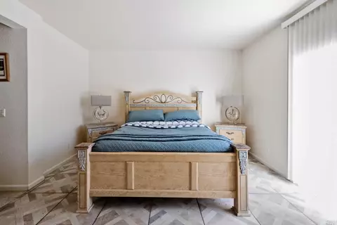 Bedroom - 1214 Brooktrail Dr, Pittsburg, CA 94565 photo 2 of 4