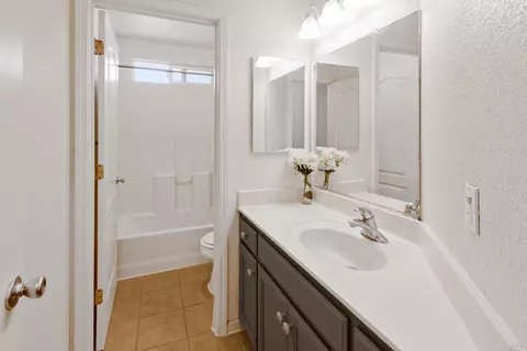 Bath - 1214 Brooktrail Dr, Pittsburg, CA 94565 photo 5 of 5
