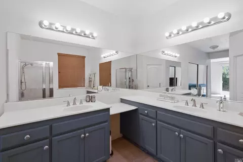 Bath - 1214 Brooktrail Dr, Pittsburg, CA 94565 photo 2 of 5