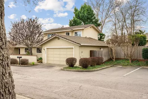 1638 San Vicente Ave, Napa, CA 94558