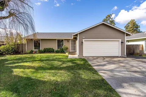 1148 Emily Ave, Rohnert Park, CA 94928