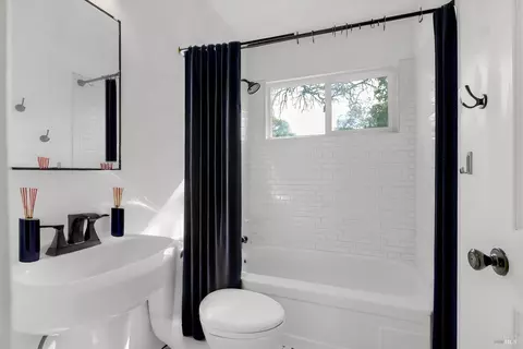 234 E Thomson Ave, Sonoma, CA 95476 photo 22