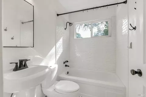 234 E Thomson Ave, Sonoma, CA 95476 photo 23