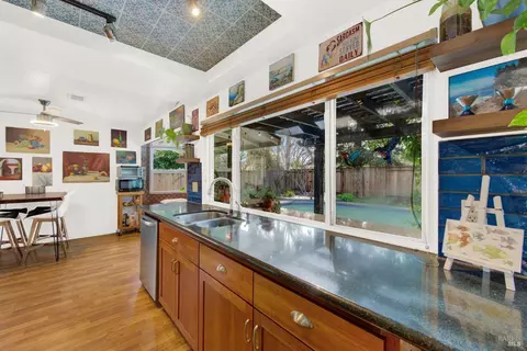 Kitchen - 482 Crestview Dr, Vacaville, CA 95688 photo 6 of 13