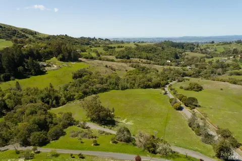 5289 Sonoma Mountain Rd, Santa Rosa, CA 95404