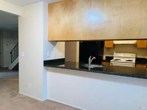 Kitchen - 7 Villa Ct, Fairfield, CA 94533 photo 7 of 7