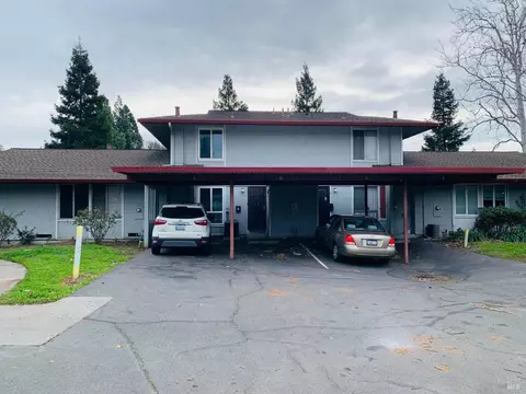 Exterior - 7 Villa Ct, Fairfield, CA 94533 photo 2 of 10