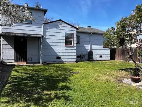 Exterior - 214 Mayo Ave, Vallejo, CA 94590 photo 9 of 23