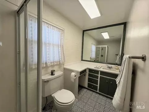 Bath - 214 Mayo Ave, Vallejo, CA 94590 photo 4 of 5