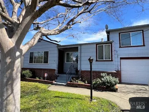 Exterior - 214 Mayo Ave, Vallejo, CA 94590 photo 2 of 23