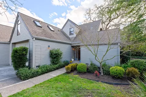 1450 Wallis Ct, Saint Helena, CA 94574