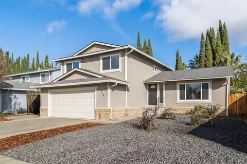 219 Gentry Cir, Vacaville, CA 95687
