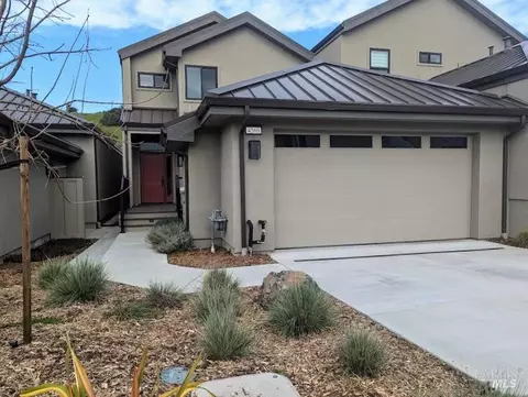 4560 Kilarney Cir, Santa Rosa, CA 95403