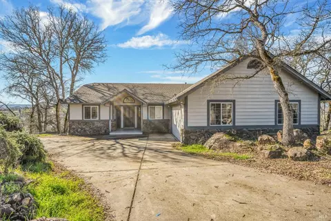 21116 Powder Horn Rd, Hidden Valley Lake, CA 95467