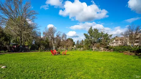 8975 Conde Ln, Windsor, CA 95492 photo 7