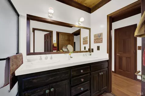 Bath - 1860 De Leu Dr, Fairfield, CA 94534 photo 4 of 5