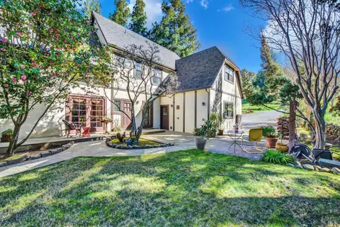 Exterior - 1860 De Leu Dr, Fairfield, CA 94534 photo 23 of 33