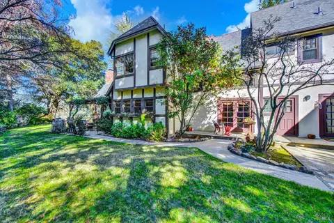 1860 De Leu Dr, Fairfield, CA 94534