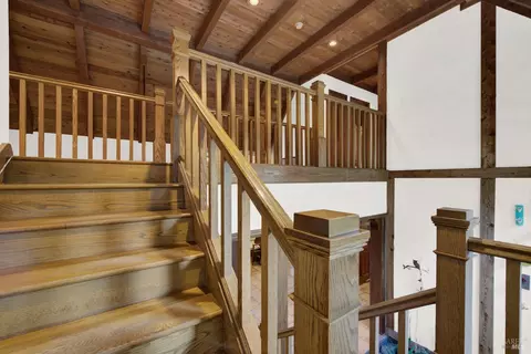 Entry Way - 1860 De Leu Dr, Fairfield, CA 94534 photo 7 of 9