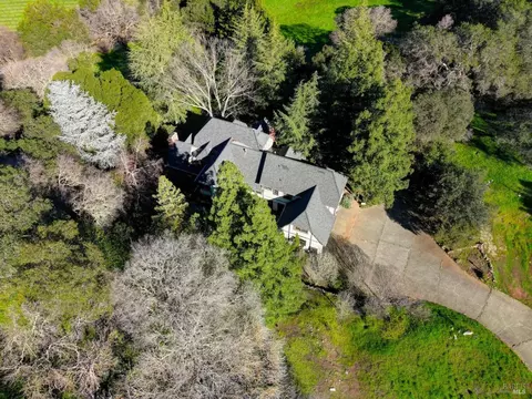 View/Area - 1860 De Leu Dr, Fairfield, CA 94534 photo 6 of 8