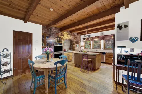 Kitchen - 1860 De Leu Dr, Fairfield, CA 94534 photo 3 of 5