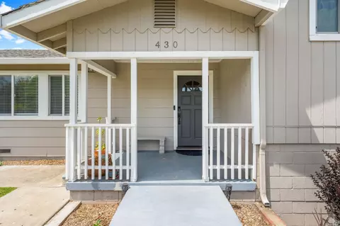 430 Stutsman Rd, Ukiah, CA 95482 photo 2