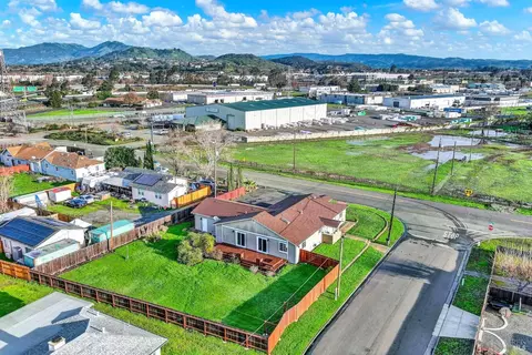 View/Area - 3609 Thompson Ct, Fairfield, CA 94534 photo 3 of 3